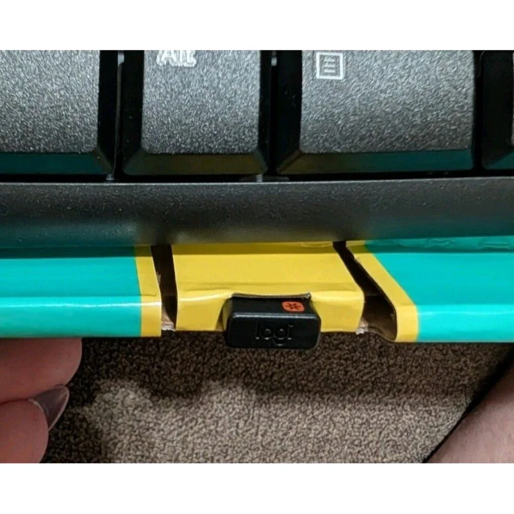 Logitech K270 Wireless Keyboard Full Size Unifying USB Receiver New Open Box